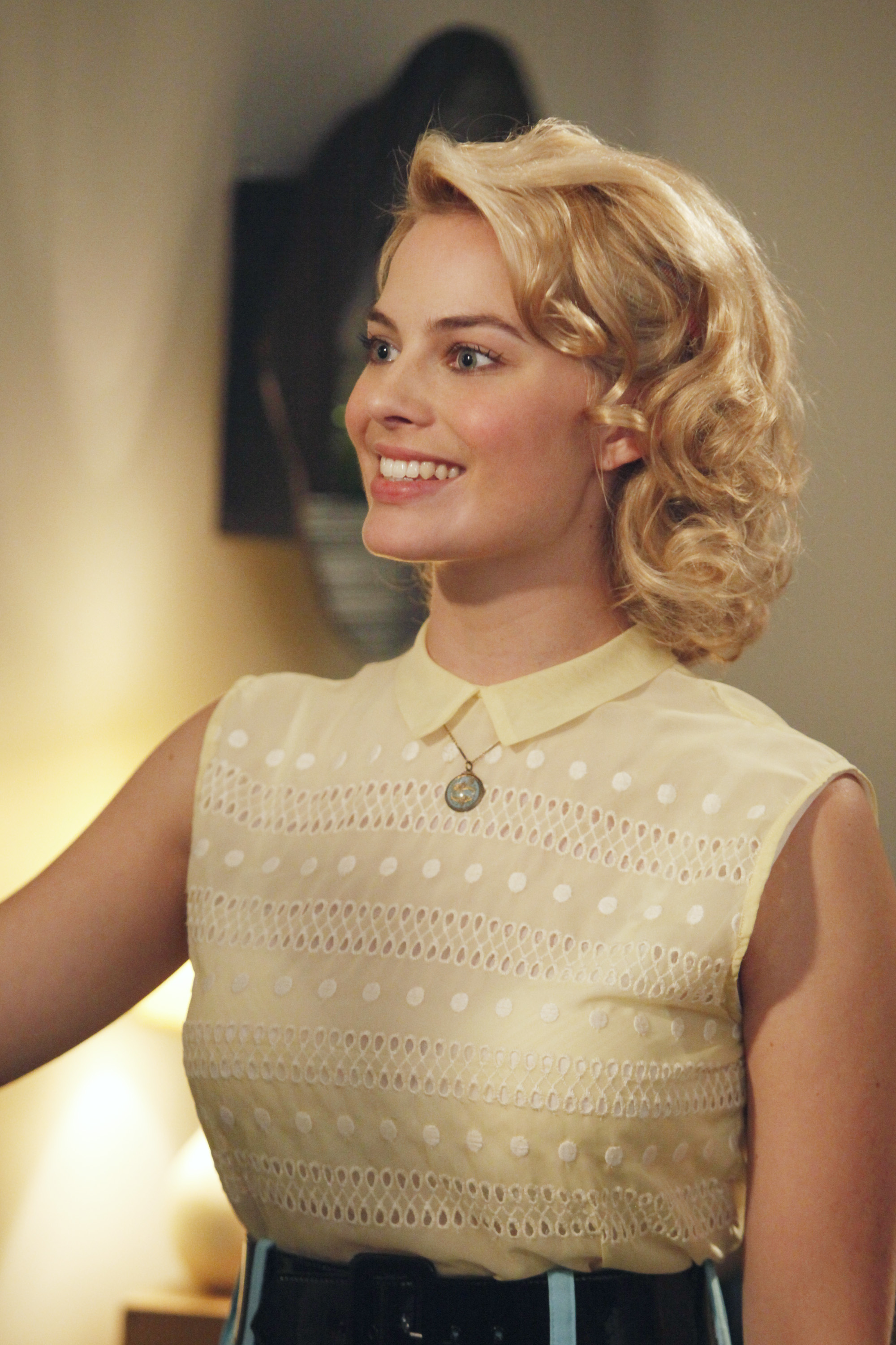 Margot Robbie as Laura Cameron in Pan Am - Truth or Dare