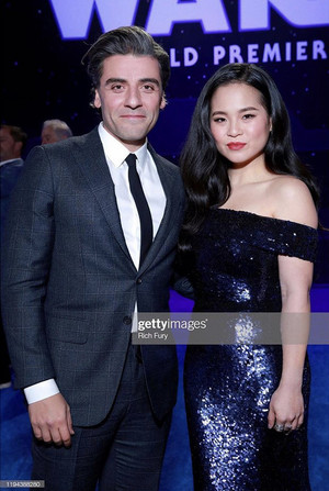  Oscar Isaac and Kelly Marie Tran - premiere of star, sterne Wars: The Rise Of Skywalker - December 16, 2019