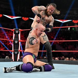  Raw 10/14/19 ~ Aleister Black vs Eric Young
