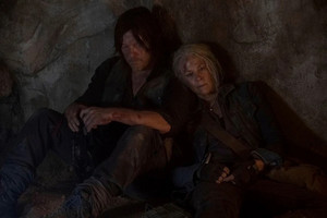  10x09 ~ Squeeze ~ Daryl and Carol