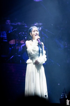  191109 2019 iu Tour concierto <Love, Poem> in Incheon