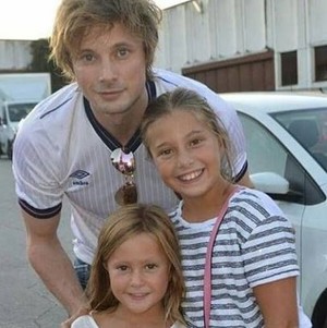 Bradley James with fans