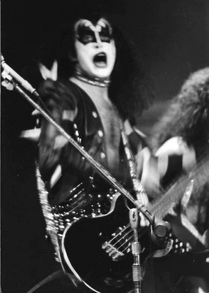  Gene ~Mt. Pleasant, Michigan...January 30, 1976 (Alive Tour)
