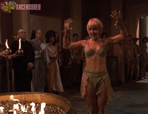  Hot & Sexy Gabrielle in S6E12 "The God bạn Know"
