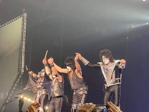  吻乐队（Kiss） ~Grand Forks, North Dakota...February 22, 2020 (End of the Road Tour)