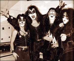  Kiss ~Los Angeles, California...ABC in Concert-February 21, 1974 Recording|March 29, 1974 air rendez-vous amoureux, date