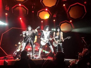  Kiss ~Oakland, California...March 6, 2020 (End of the Road Tour)