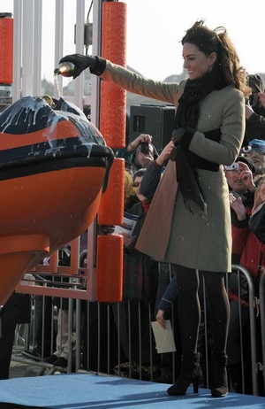  Kate ~ Trearddur bucht RNLI Lifeboat Station (2011)