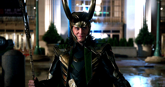 Loki-The-Avengers-2012-the-avengers-43203476-540-286.gif