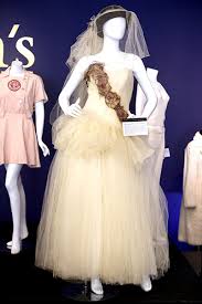  Madonna's Wedding Dress