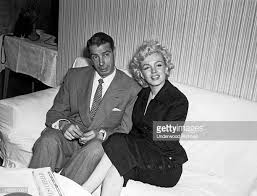  Marilyn And секунда Husband, Joe DiMaggio