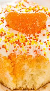  оранжевый Crush Poke Cake