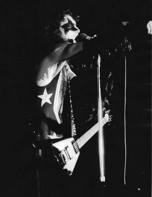  Paul ~Mt. Pleasant, Michigan...January 30, 1976 (Alive Tour)