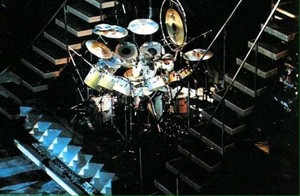  Peter ~Tokyo, Japan...April 4, 1977 Rock and Roll Over Tour)