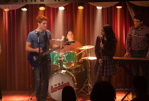  Riverdale - Episode 4.17 - Wicked Little Town - Promo, Promotional foto's