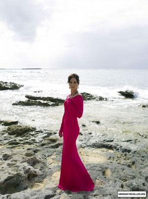 Sarah Wayne Callies - Hi Luxury Photoshoot - 2012