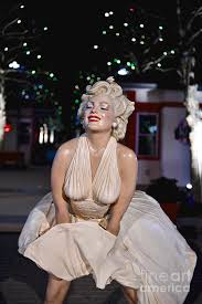  Statue Of Marilyn Monroe