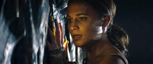  Tomb Raider (2018) - Lara Croft