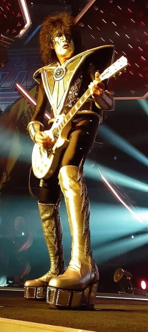  Tommy ~Los Angeles, California...March 4, 2020 (End of the Road Tour)