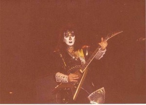  Vinnie ~West Palm Beach...Florida, February 3, 1983 (Creatures of the Night Tour)
