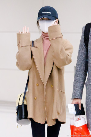 20200222 IU arrived at Incheon Airport from Milan