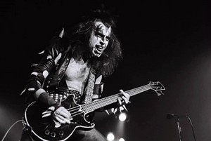  Gene ~Kitchener, Ontario, Canada...April 23, 1976 (Alive Tour)