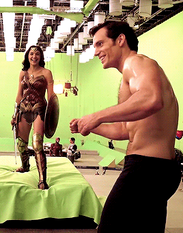 Henry Cavill | Justice League | Behind The Scenes 