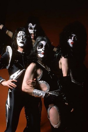  Kiss ~Detroit, Michigan...May 14-15, 1975 (Alive! фото shoot)