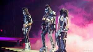  吻乐队（Kiss） ~Helsinki, Finland...May 4, 2017 (KISS World Tour)