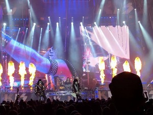  吻乐队（Kiss） ~Horsens, Denmark...May 9, 2017 (KISS World Tour)