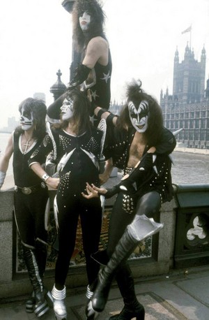KISS ~London, England...May 10, 1976 (Heathrow Airport, Westminster Bridge and Buckingham Palace)