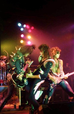  吻乐队（Kiss） ~London, Ontario, Canada...April 24, 1976 (Destroyer/Spirit of 76 Tour)