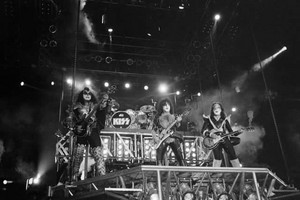  吻乐队（Kiss） ~Toledo, Ohio...May 9, 2000 (Farewell Tour)