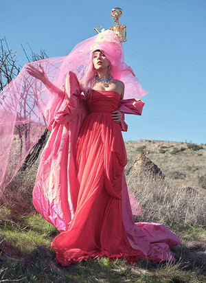  Lady Gaga photographed によって Nathaniel Goldberg for InStyle Magazine (May 2020)
