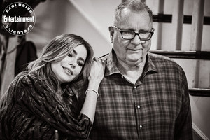  Modern Family's Goodbye: Behind the Scenes of the Series Finale