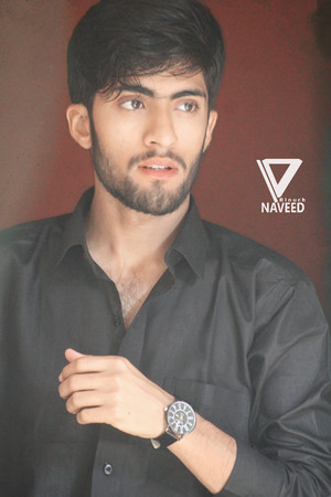  Naveed Blouch