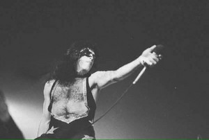  Paul ~Kitchener, Ontario, Canada...April 23, 1976 (Alive Tour)
