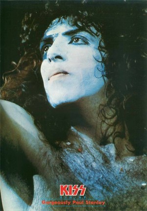  Paul ~ Muzik LIFE magazine -KISS issue...May 10, 1977
