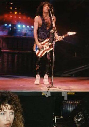  Paul ~Tinley Park, Illinois...June 3, 1990 (Hot in the Shade Tour)