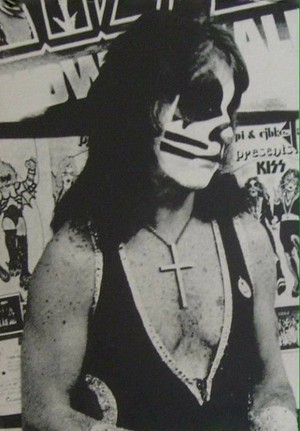  Peter ~Kitchener, Ontario, Canada...April 23, 1976 (Alive Tour)
