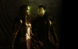  Thor and Loki -Escape from Asgard (Thor: the Dark World - 2013)