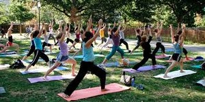  Yoga In The Park