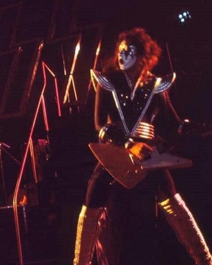  Ace ~Newburgh, New York...June 30, 1976 (Destoryer Tour rehearsal)