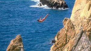  Cliff Diving In Acapulco