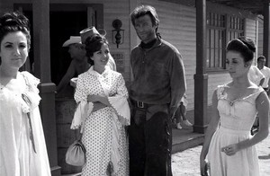  Clint as Jed Cooper in Hang ‘Em High behind the scenes