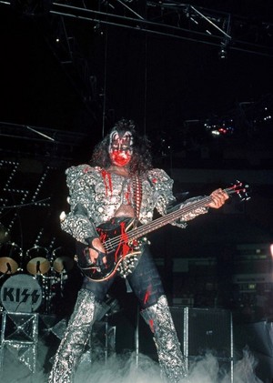  Gene (NYC) July 24-25, 1979 (Dynasty Tour)