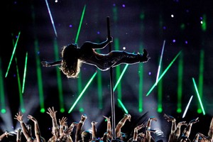  Jennifer Lopez live at The Super Bowl LIV Halftime tunjuk 2020