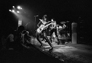  吻乐队（Kiss） ~Atlanta, Georgia...June 22, 1974 (KISS Tour - Alex Cooley's Electric Ballroom)