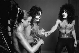  kiss ~Hotter Than Hell foto session and outtakes...August 18, 1974 (The Stage)