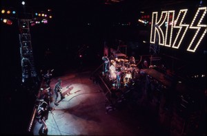  吻乐队（Kiss） ~Jersey City, New Jersey...July 10, 1976 (Destroyer Tour)